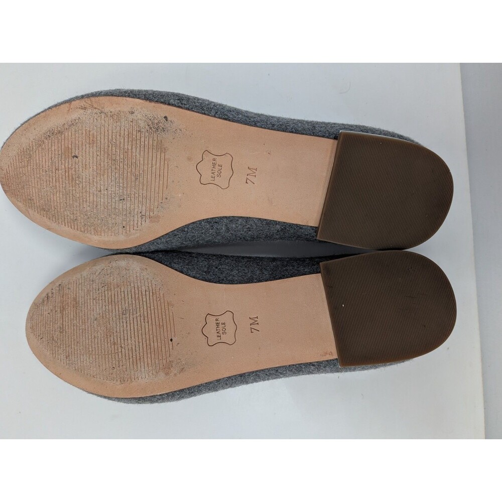 Talbots Ryan Flannel Loafers 7M Gray Snowflake Embroidered Prep Cottagecore - Picture 9 of 10